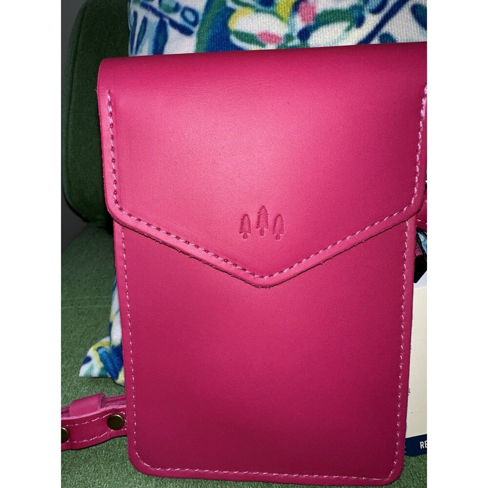 Portland Leather Goods UNICORN Hot Pink Parker Travel Festival Phone Bag NWT